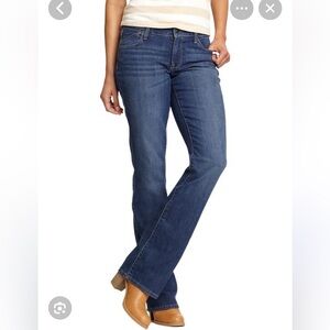 Old Navy The Sweetheart boot cut mid-rise jean.  Size 10 short